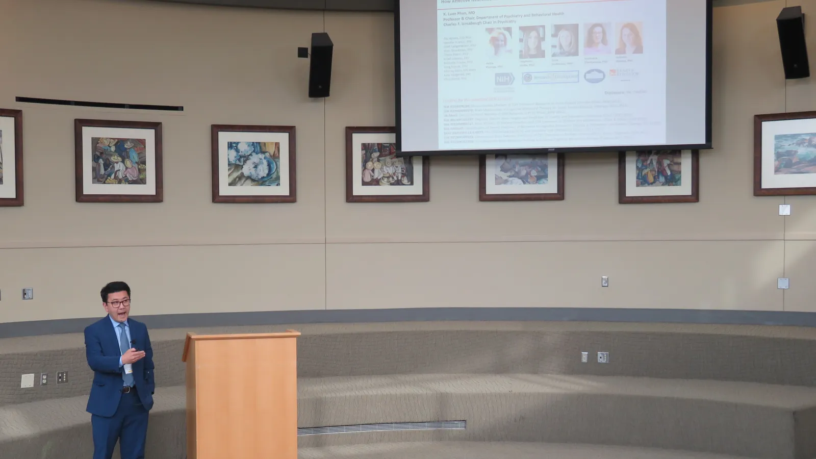 Dr. Phan presents his research at CCBBI Research Day